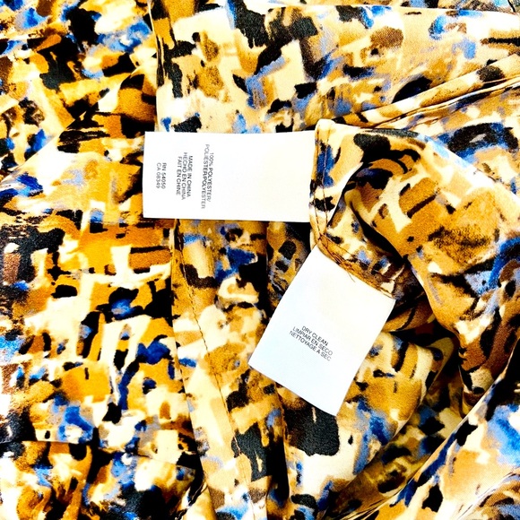 Jones New York Sleeveless Blouse - Picture 7 of 7